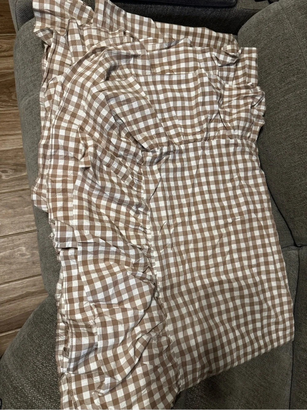 N/A gingham ruffled